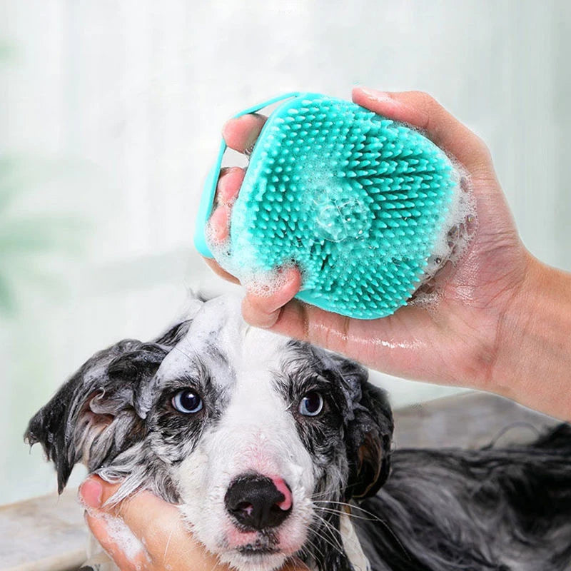 Cepillo de Silicona para Baño de Mascotas – Masajeador Suave 2 en 1 con Dispensador de Gel, para Perros y Gatos